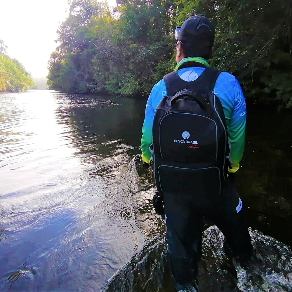 Mochila de pesca Fishing Bag de 30 litros e 3 estojos Pesca Brasil