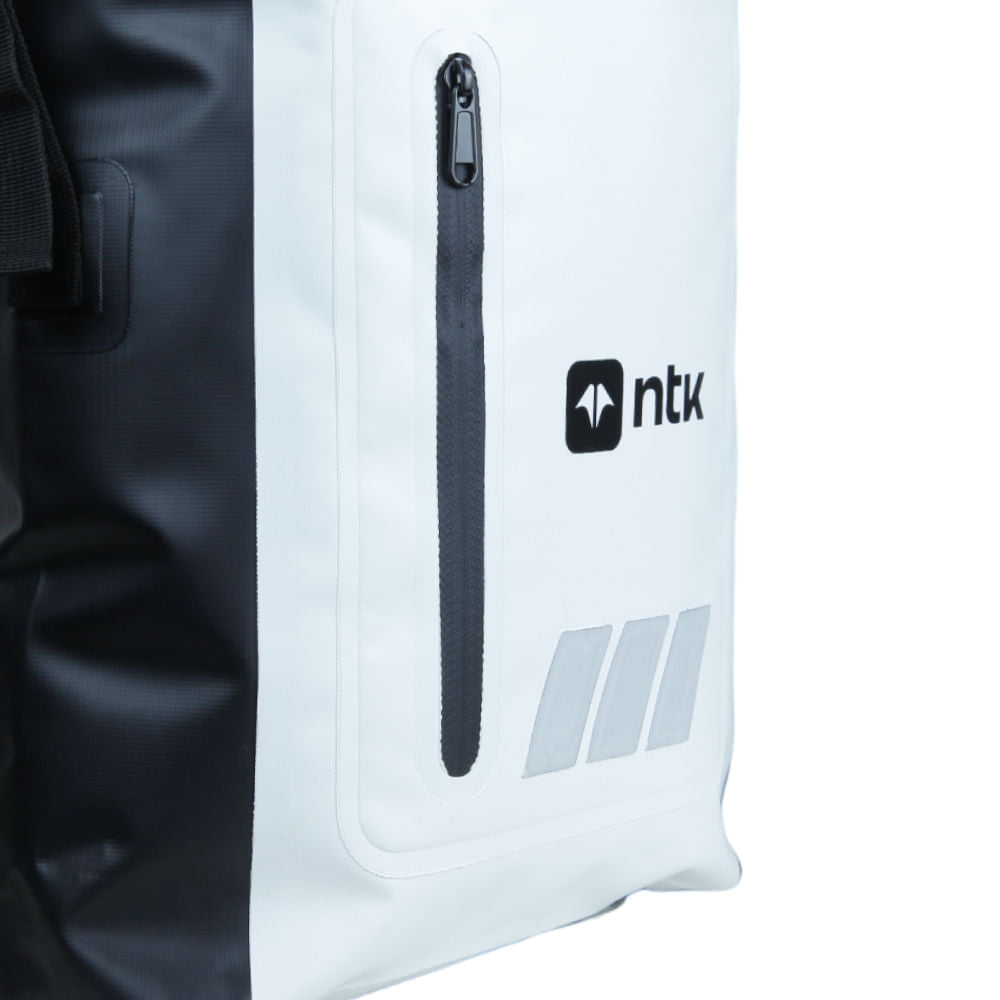 Mochila Estanque 20L Duffle BK Tecnologia Super Dry NTK