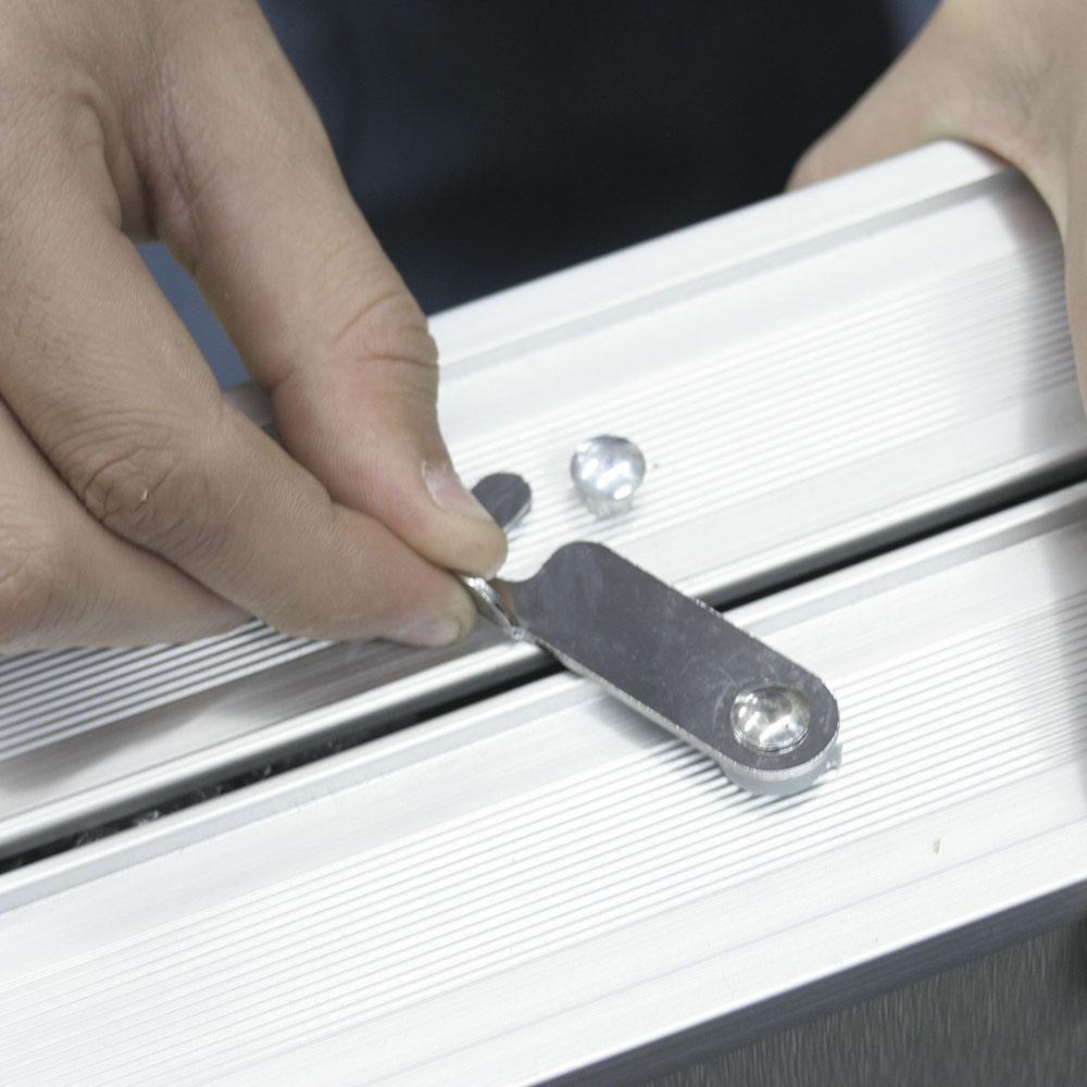 Conjunto de mesa e banquetas dobrável Royal NTK