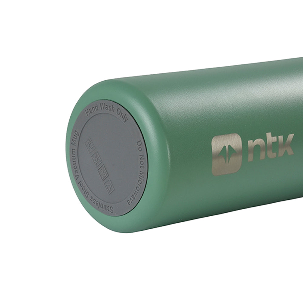 Garrafa Térmica Isomax Straw 710ml NTK com Canudo e Parede Dupla