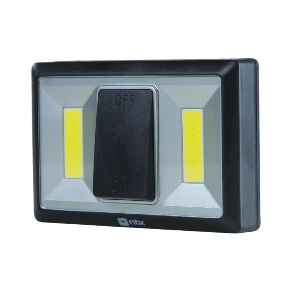 Lanterna Switch NTK Potência 220 lumens e 2 LEDs COB Brancos de 3 Watts, Caixa com 12 Unidades
