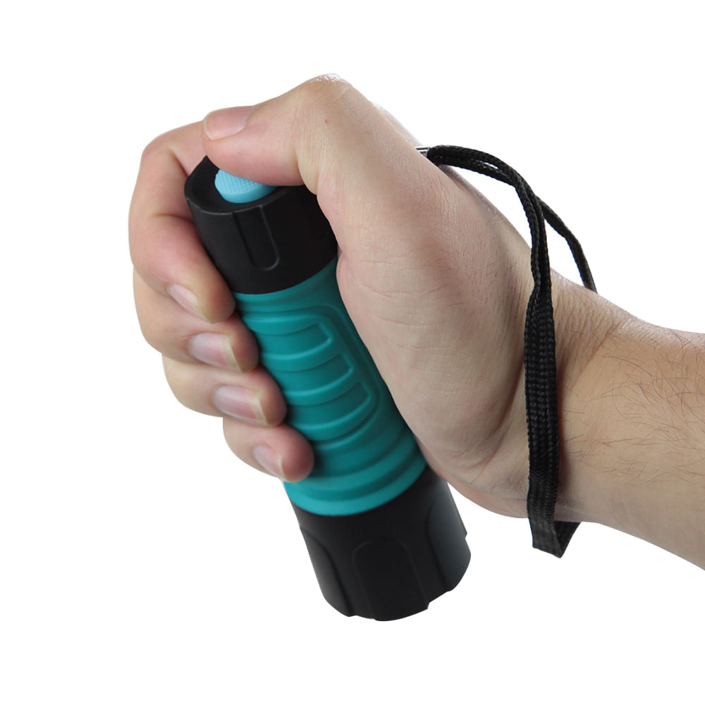 Lanterna de mão Canon de 100 lúmens a pilha (3x AAA) NTK - Embalagem com 12 peças