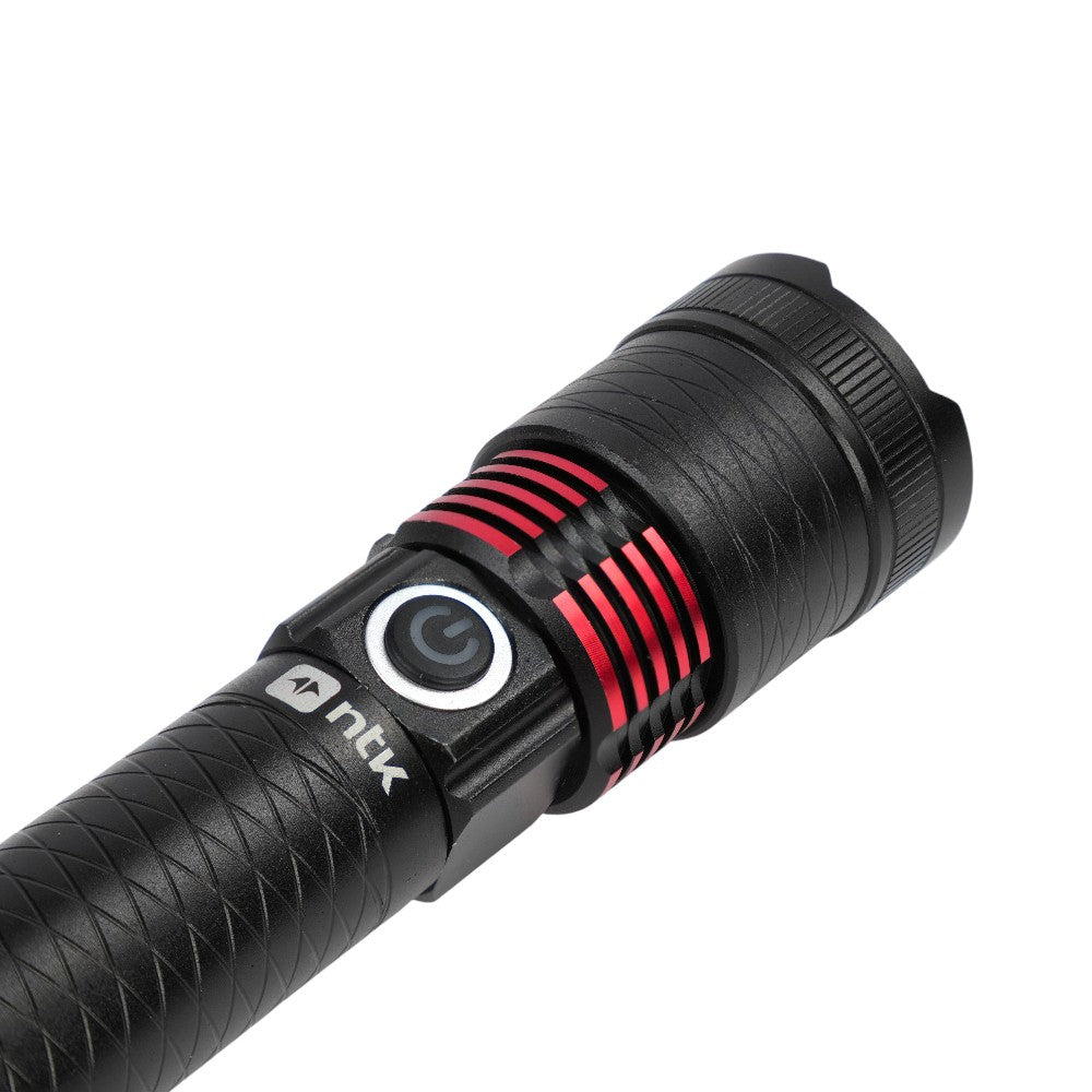Lanterna de Mão NTK Hunter 350 Lúmens | Foco Ajustável e Recarregável