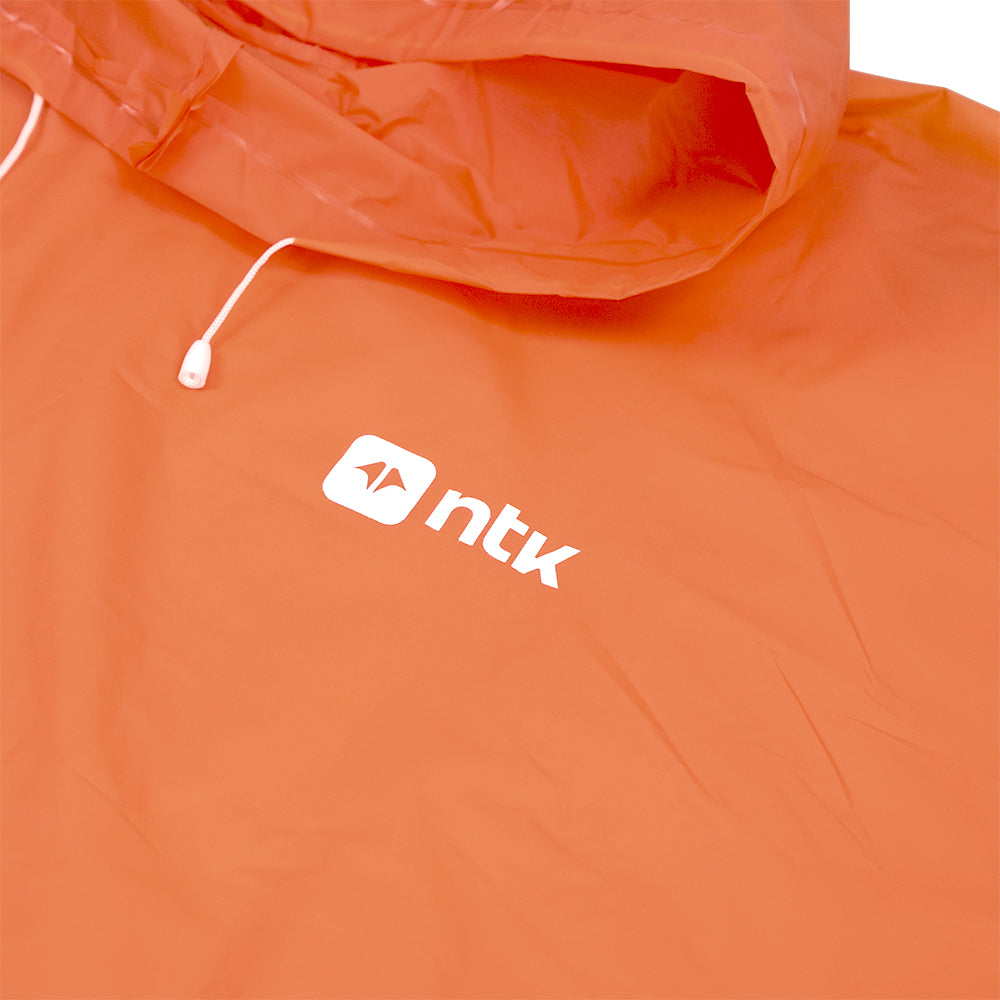 Poncho Compacto NTK com Capuz Ajustável