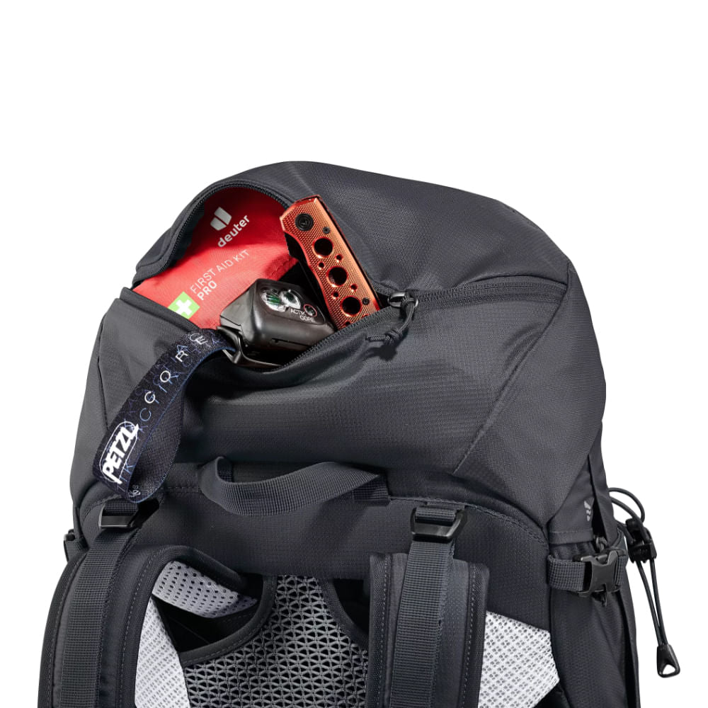Mochila de Ataque Futura Pro 34L com Capa de Chuva Embutida Deuter