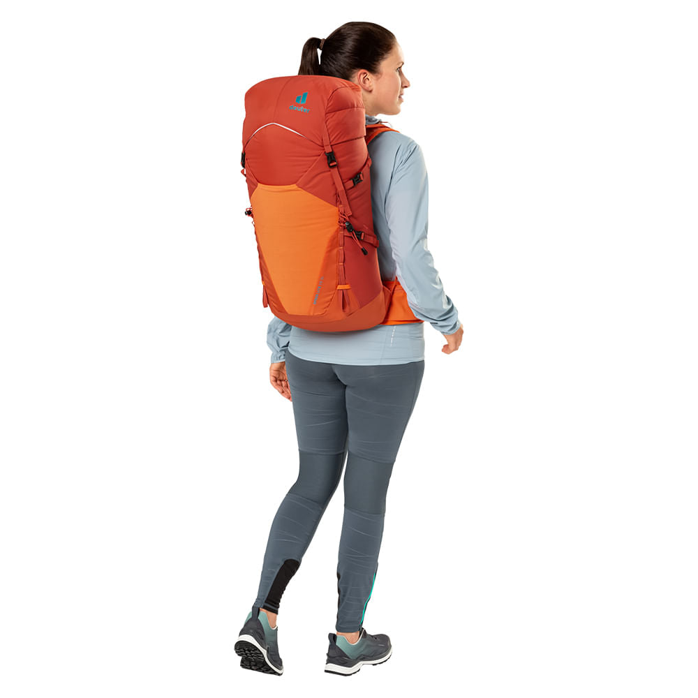 Mochila para Hiking Deuter Speed Lite 28 SL Feminino com Sistema de Hidratação