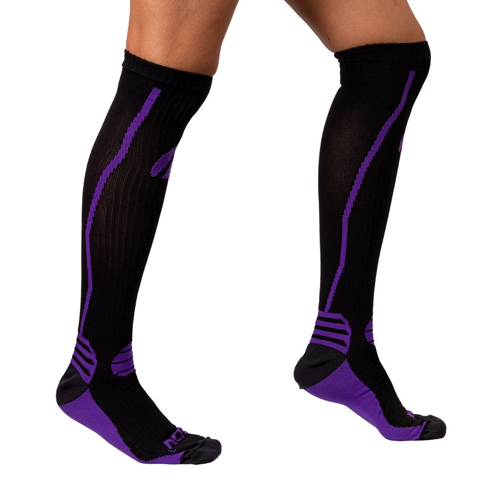 Par de Meias Compressão Algodão F1-PRX Preto Roxo Acte