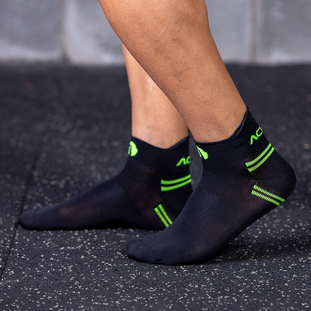 Meia de Corrida Cano Curto 39-43 F14-PV Preto e Verde Acte